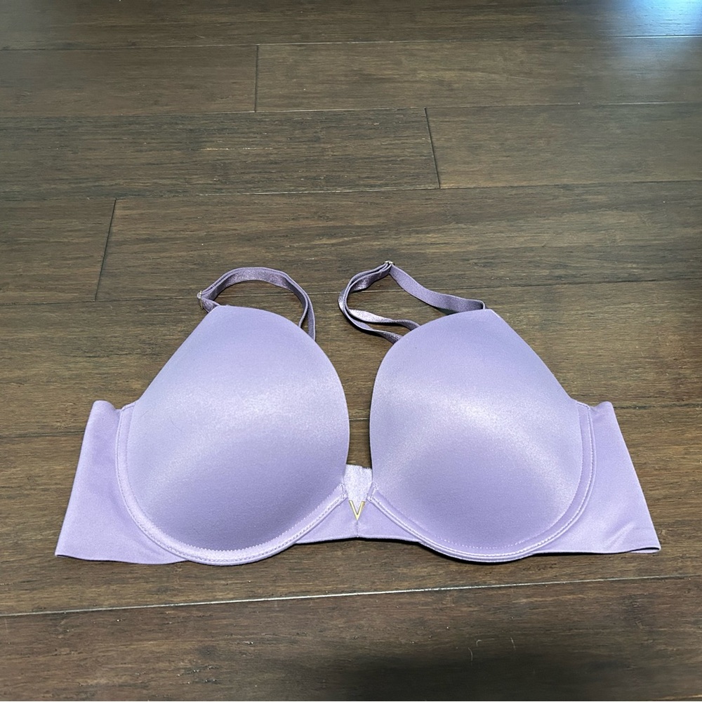 Victoria's Secret Light Purple Underwire Bra